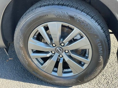 2023 Nissan Pathfinder S