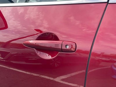 2023 Nissan Pathfinder SL w/Cross Bars