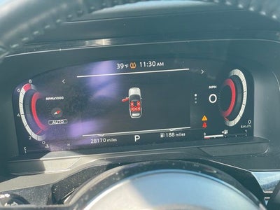 2023 Nissan Pathfinder Platinum