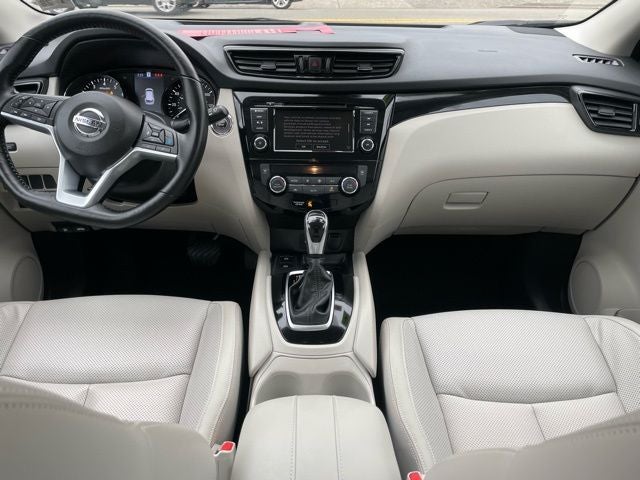 2022 Nissan Rogue Sport SL