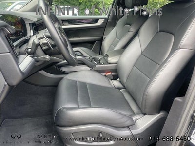 2024 Porsche Cayenne Base