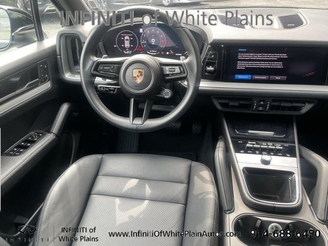 2024 Porsche Cayenne Base