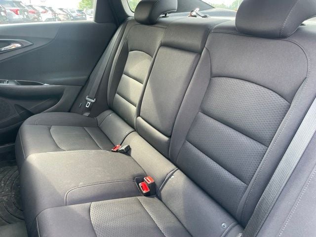 2017 Chevrolet Malibu LS 1LS