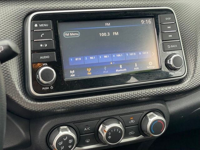 2019 Nissan Kicks S