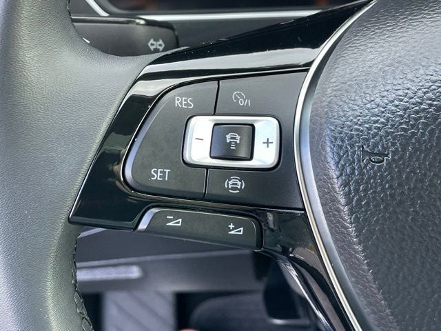 2020 Volkswagen Tiguan 2.0T SEL