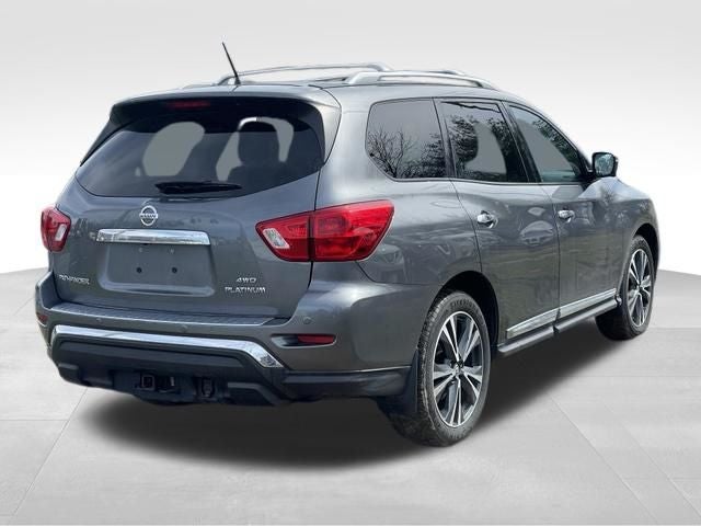2020 Nissan Pathfinder Platinum
