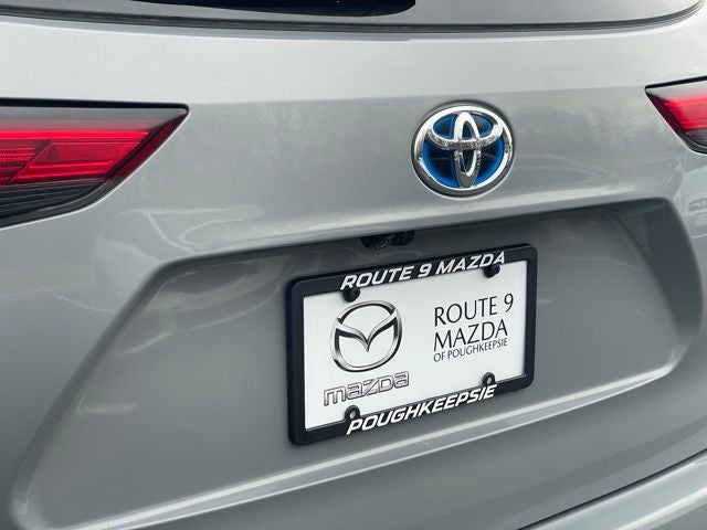 2022 Toyota Highlander Hybrid Bronze Edition