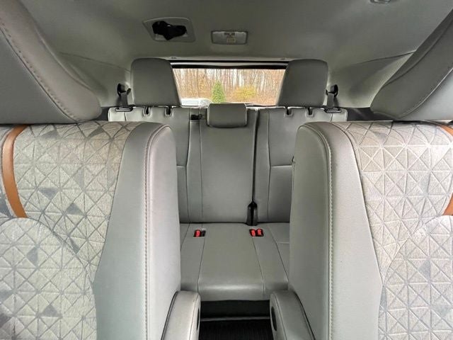 2022 Toyota Highlander Hybrid Bronze Edition