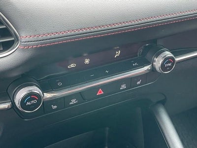 2023 Mazda Mazda3 2.5 S Carbon Edition