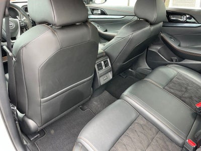 2023 Nissan Maxima SR