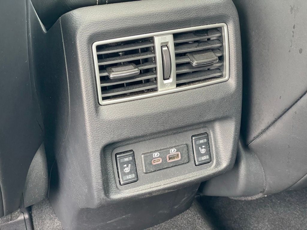 2022 Nissan Maxima Platinum