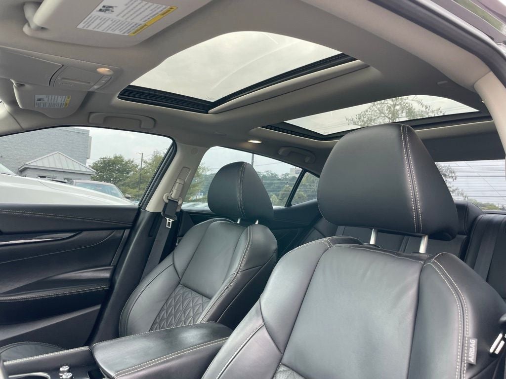 2022 Nissan Maxima Platinum