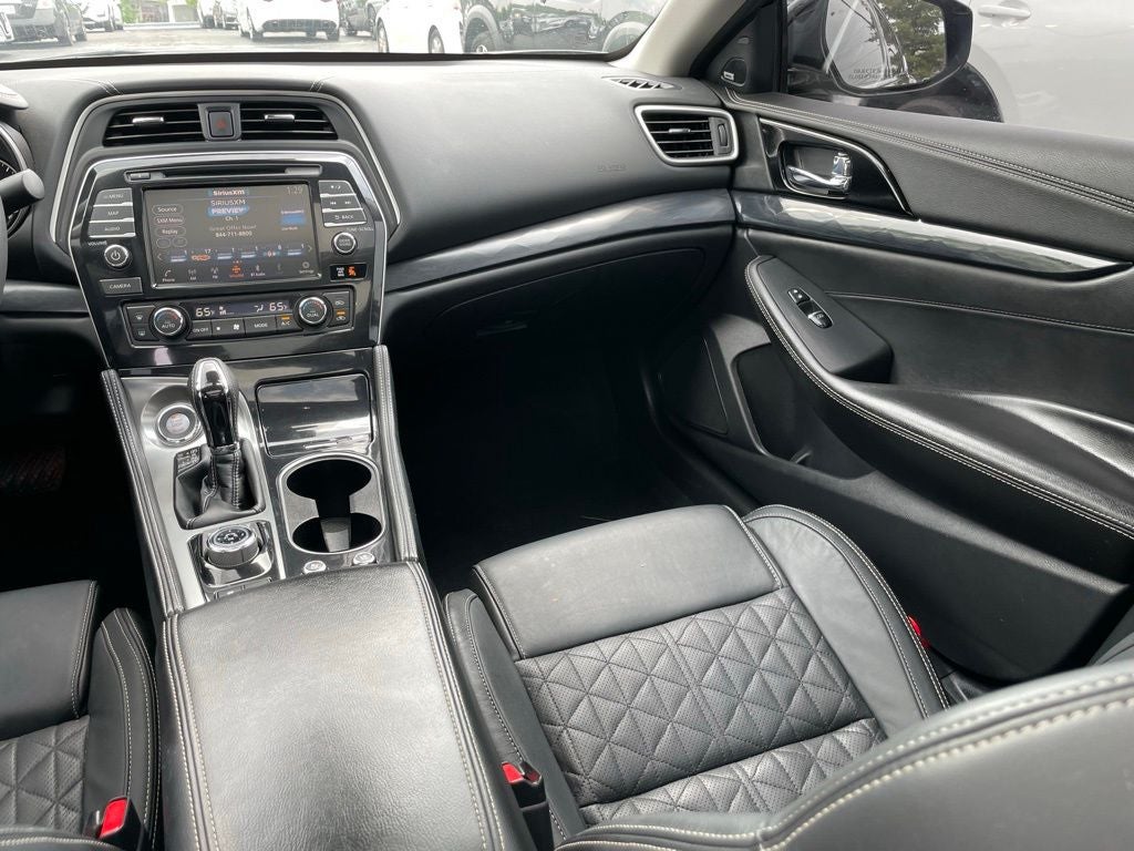 2022 Nissan Maxima Platinum
