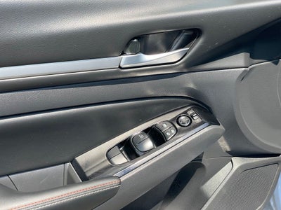 2024 Nissan Altima 2.5 SR Premium