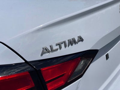 2024 Nissan Altima 2.5 SR Premium