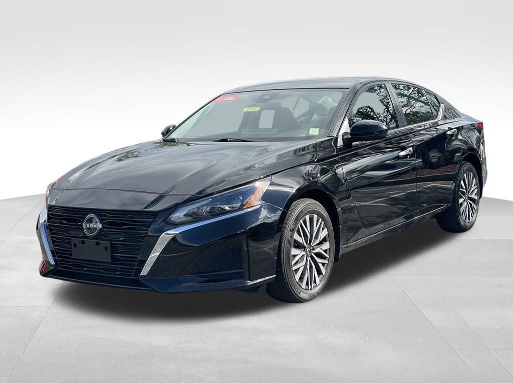 2024 Nissan Altima 2.5 SV premium