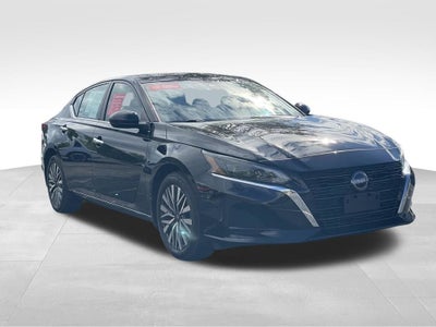 2024 Nissan Altima 2.5 SV premium