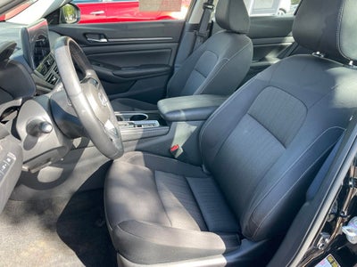 2024 Nissan Altima 2.5 SV premium