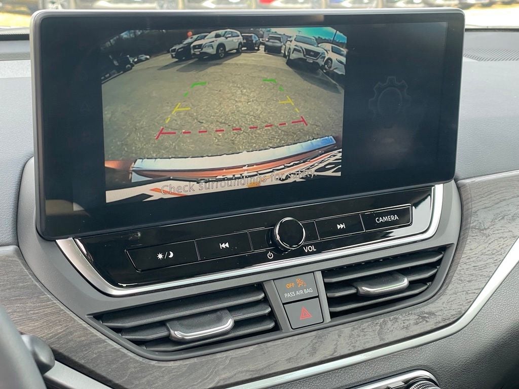 2023 Nissan Altima 2.5 SV premium