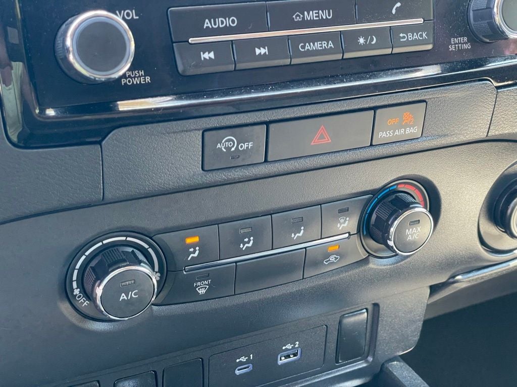 2024 Nissan Frontier SV