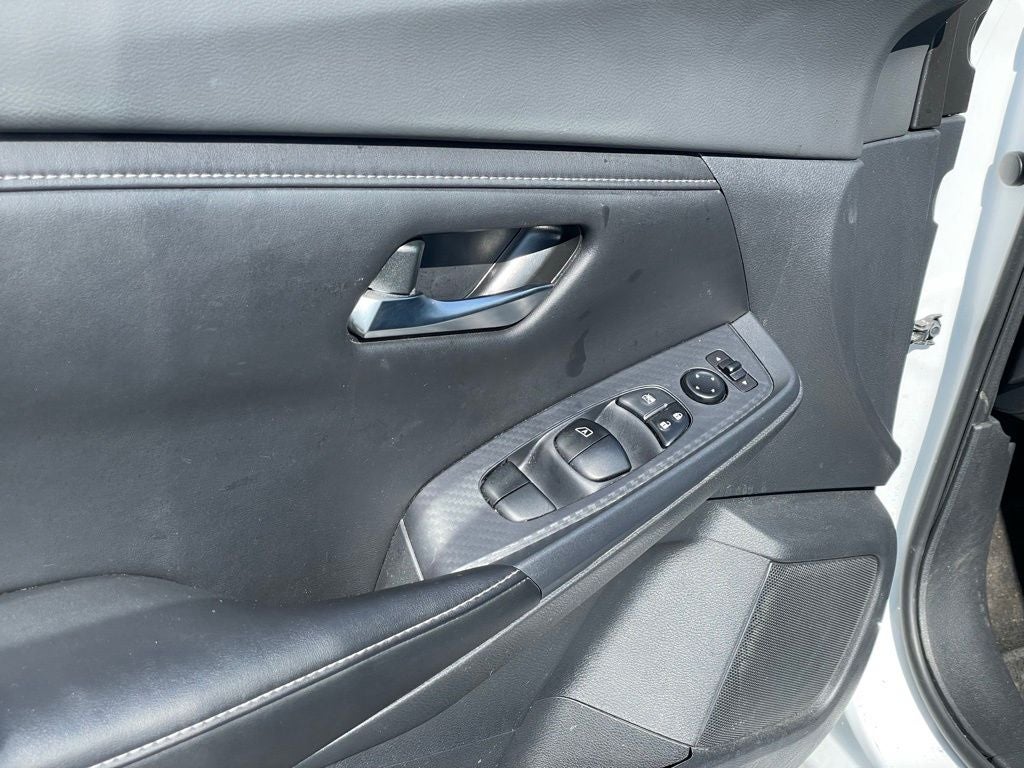 2023 Nissan Sentra SV Heated Seats