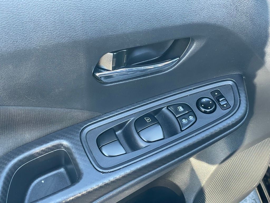 2022 Nissan Versa 1.6 SV