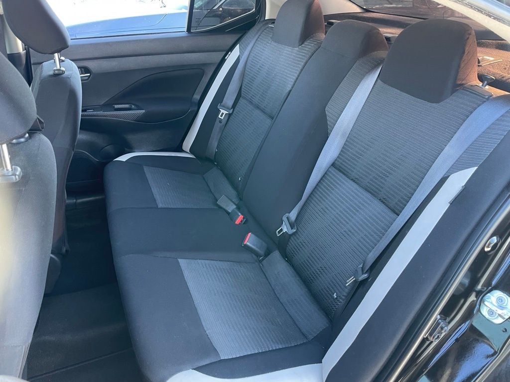 2022 Nissan Versa 1.6 SV