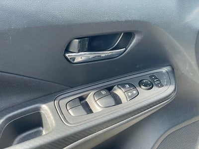 2022 Nissan Versa 1.6 SV