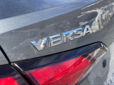 2022 Nissan Versa 1.6 SV