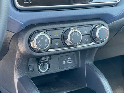 2024 Nissan Versa 1.6 SV