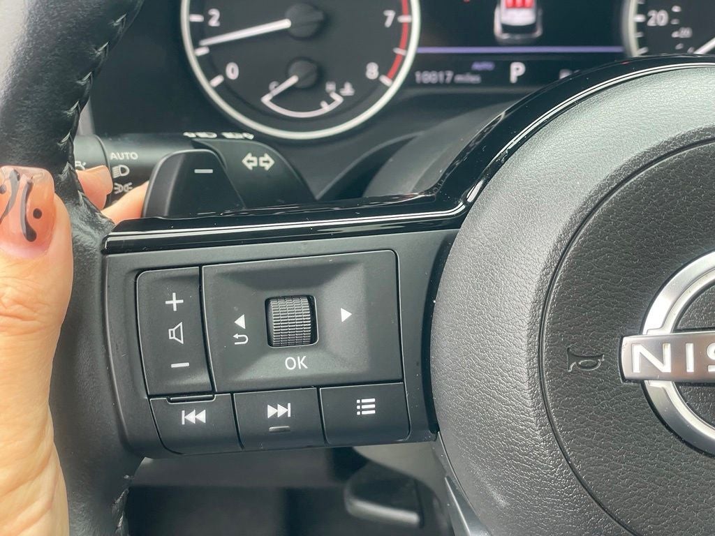 2023 Nissan Rogue SV premium