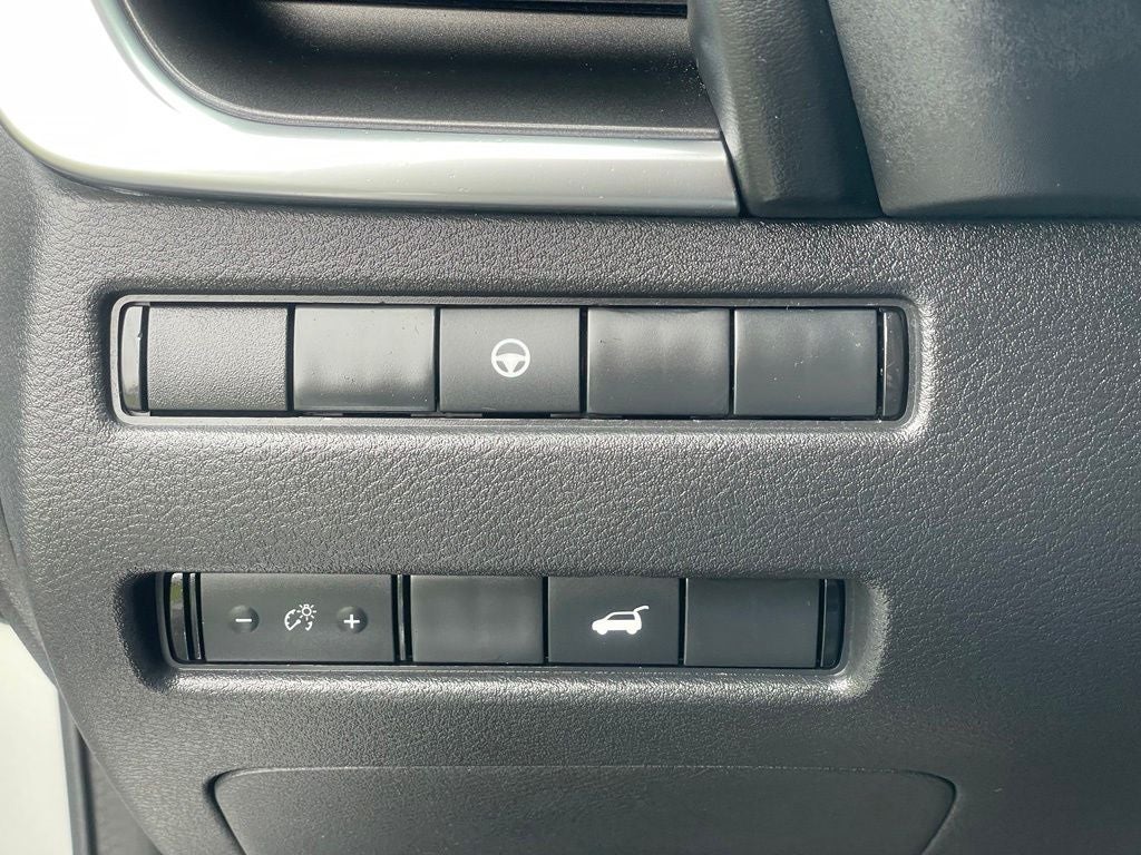 2023 Nissan Rogue SV premium