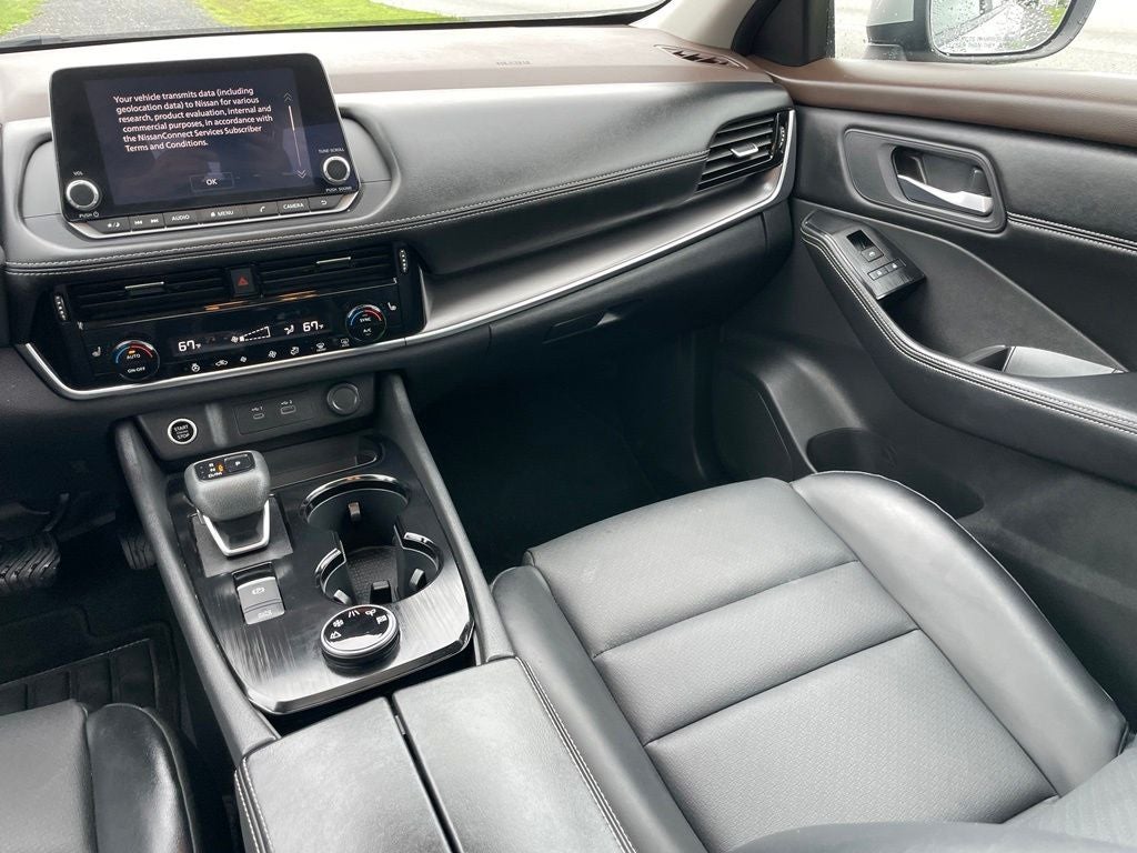 2023 Nissan Rogue SV premium