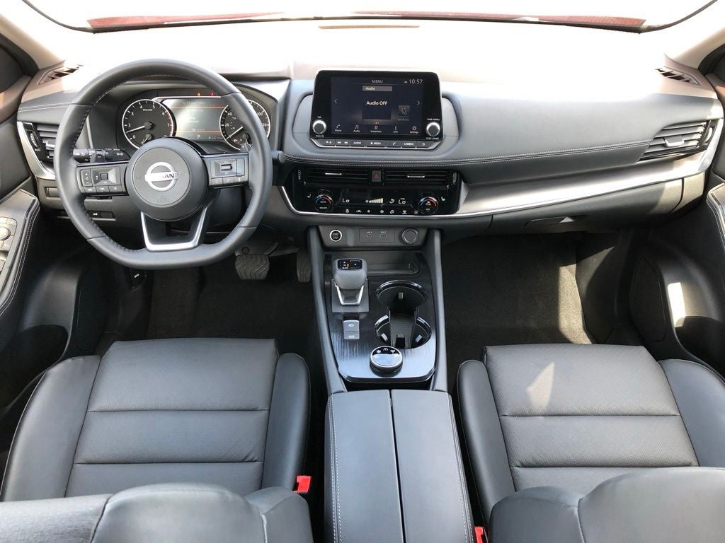 2023 Nissan Rogue SV premium