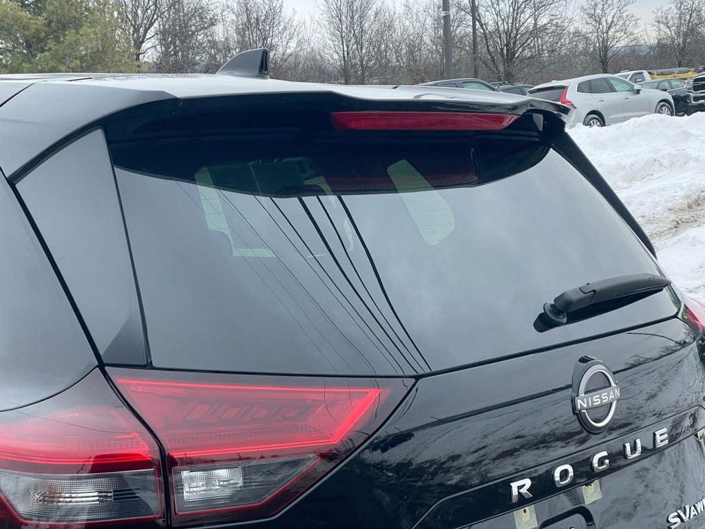 2023 Nissan Rogue SV Cloth Seating