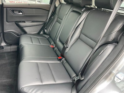 2023 Nissan Rogue SV Premium