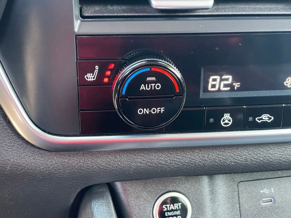 2023 Nissan Rogue SV premium