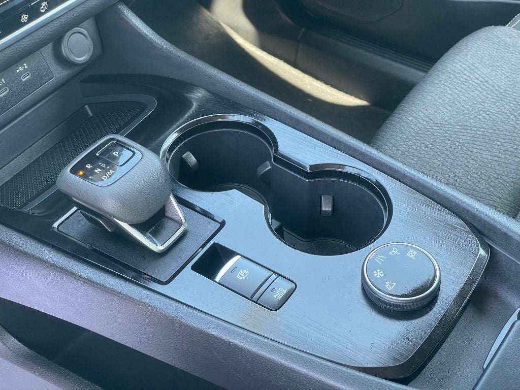 2024 Nissan Rogue SV Cloth Seating