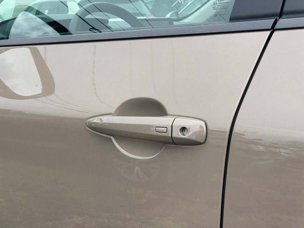 2024 Nissan Rogue SV Cloth Seating