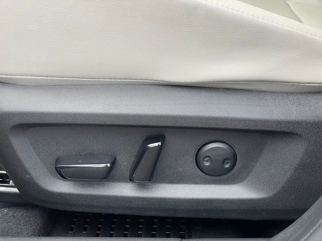 2024 Nissan Rogue SV Premium