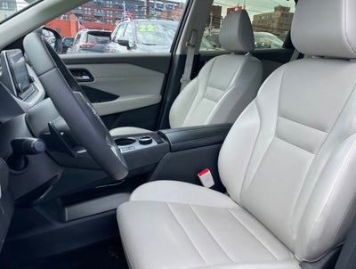 2024 Nissan Rogue SV Premium