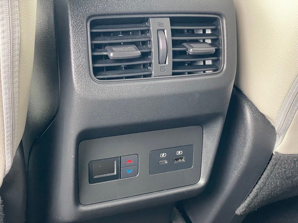 2023 Nissan Rogue SL Premium