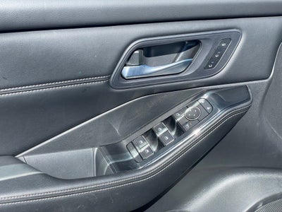 2024 Nissan Rogue SL Premium