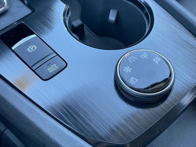 2024 Nissan Rogue SL Premium