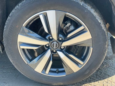 2024 Nissan Rogue SL Premium