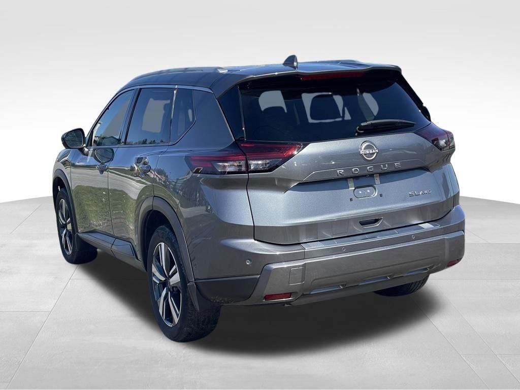 2024 Nissan Rogue SL Premium