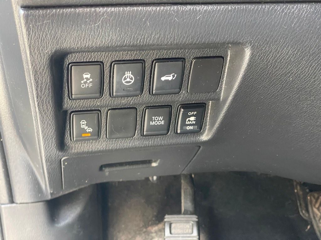 2019 Nissan Pathfinder SL