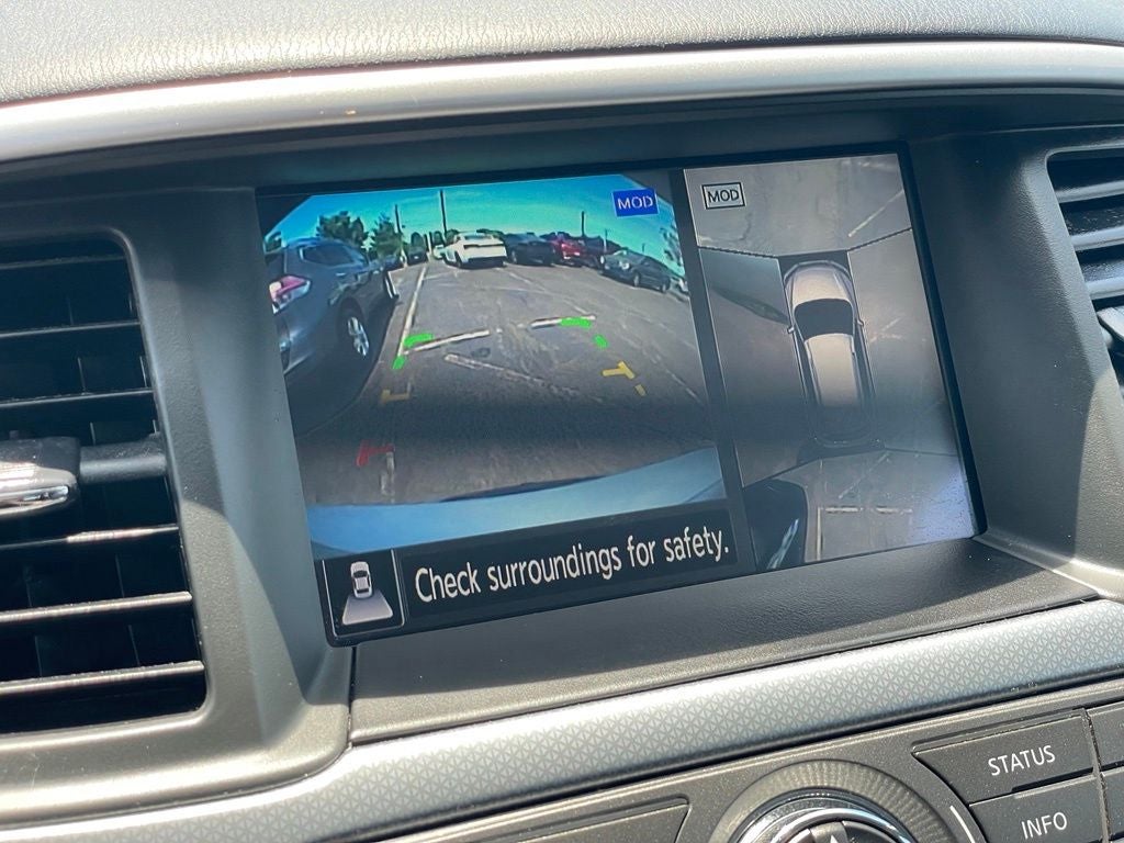 2019 Nissan Pathfinder SL