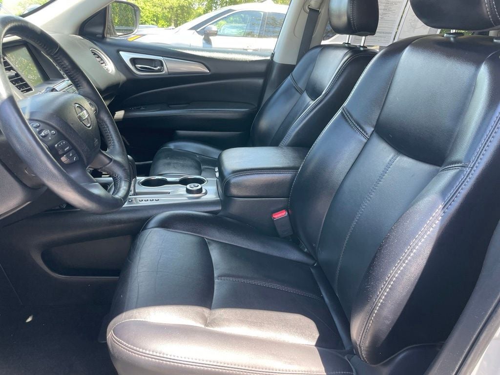2019 Nissan Pathfinder SL