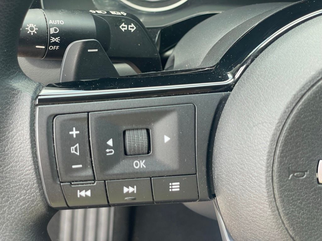 2023 Nissan Pathfinder S